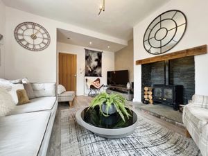 Living room- click for photo gallery